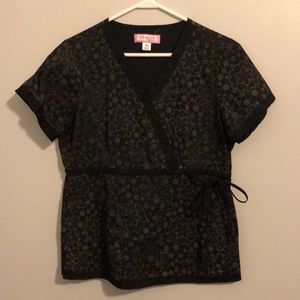 Koi scrub top